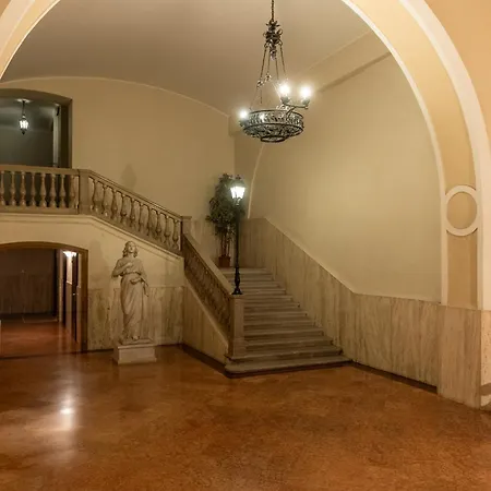 公寓式酒店 Sophia Boutique 4*