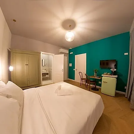 Sophia Boutique Apartahotel Trieste